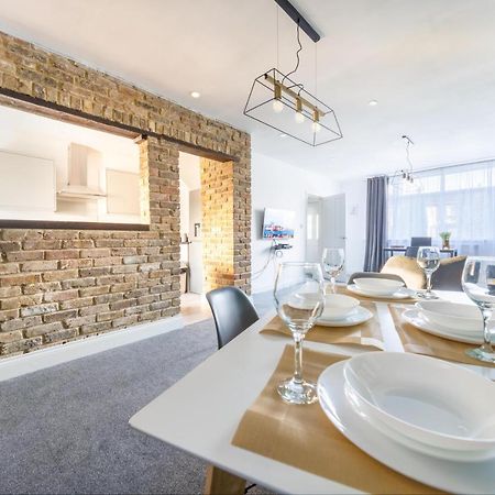 Contractor Accommodation Near Heathrow, Windsor Minutes From M4 Слау Экстерьер фото